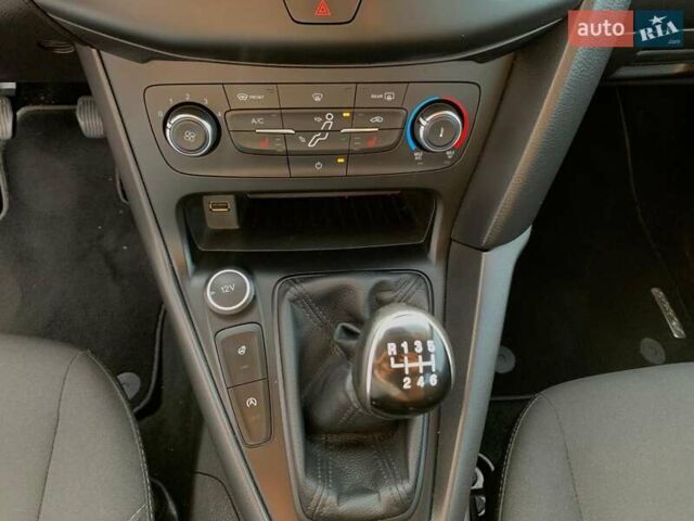 Синий Форд Фокус, объемом двигателя 1.5 л и пробегом 126 тыс. км за 11690 $, фото 32 на Automoto.ua
