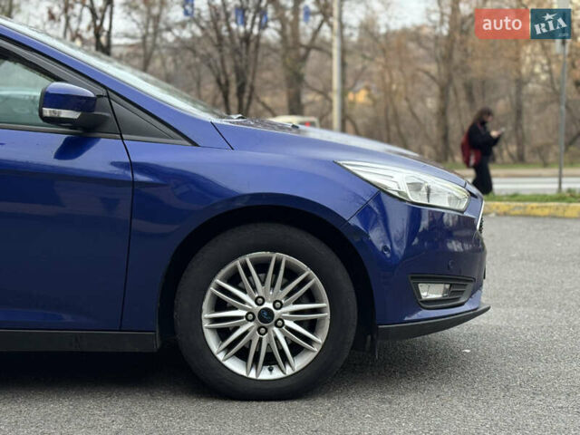 Синий Форд Фокус, объемом двигателя 1.5 л и пробегом 191 тыс. км за 10500 $, фото 16 на Automoto.ua