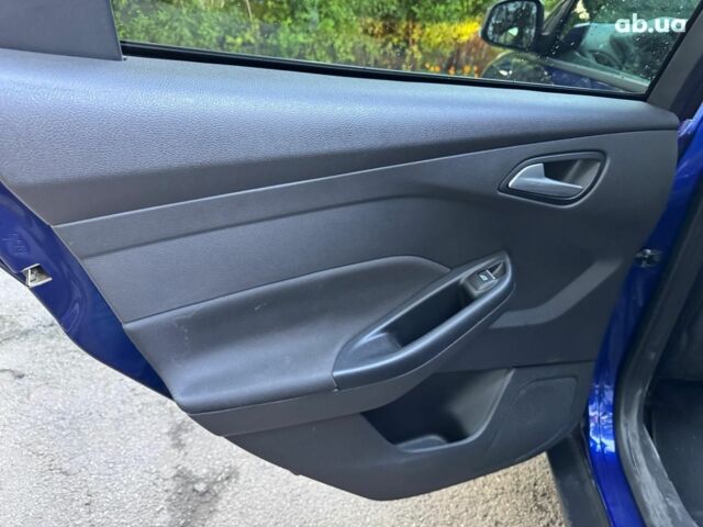 Синій Форд Фокус, об'ємом двигуна 1.5 л та пробігом 190 тис. км за 10940 $, фото 14 на Automoto.ua