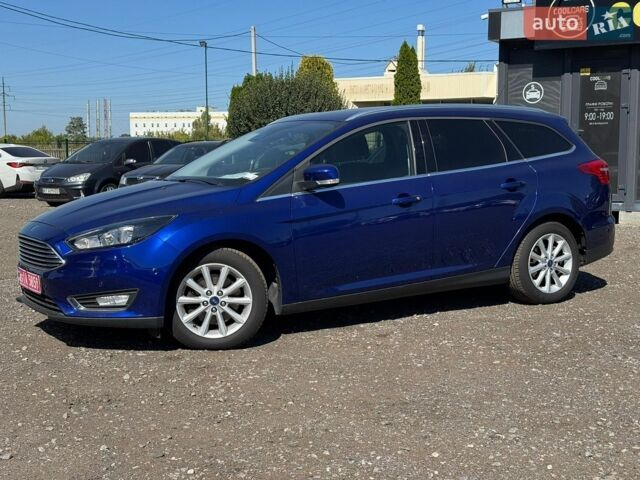 Синій Форд Фокус, об'ємом двигуна 1.6 л та пробігом 196 тис. км за 9800 $, фото 3 на Automoto.ua