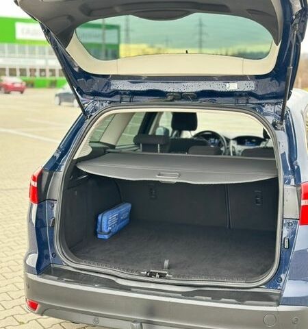 Синій Форд Фокус, об'ємом двигуна 1.5 л та пробігом 210 тис. км за 10300 $, фото 13 на Automoto.ua