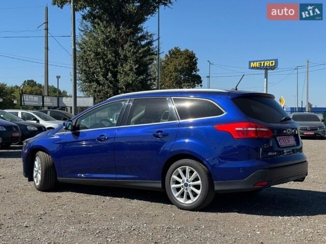 Синій Форд Фокус, об'ємом двигуна 1.6 л та пробігом 196 тис. км за 9800 $, фото 6 на Automoto.ua