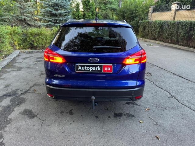 Синій Форд Фокус, об'ємом двигуна 1.5 л та пробігом 190 тис. км за 10940 $, фото 5 на Automoto.ua