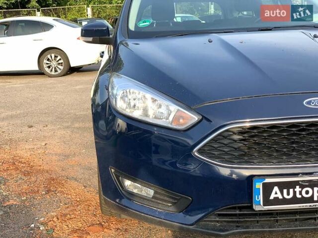 Синий Форд Фокус, объемом двигателя 1.5 л и пробегом 126 тыс. км за 11690 $, фото 9 на Automoto.ua
