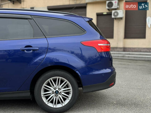 Синий Форд Фокус, объемом двигателя 1.5 л и пробегом 191 тыс. км за 10500 $, фото 7 на Automoto.ua