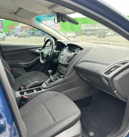 Синій Форд Фокус, об'ємом двигуна 1.5 л та пробігом 210 тис. км за 10300 $, фото 8 на Automoto.ua