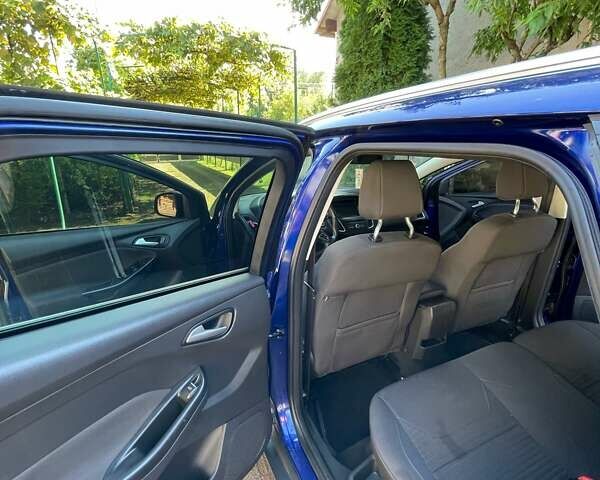 Синій Форд Фокус, об'ємом двигуна 1.5 л та пробігом 144 тис. км за 11500 $, фото 14 на Automoto.ua