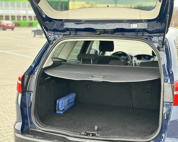 Синий Форд Фокус, объемом двигателя 1.5 л и пробегом 208 тыс. км за 10300 $, фото 14 на Automoto.ua