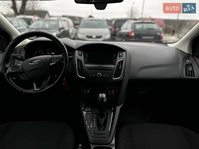 Синий Форд Фокус, объемом двигателя 1.5 л и пробегом 195 тыс. км за 10333 $, фото 22 на Automoto.ua