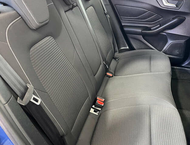 Синій Форд Фокус, об'ємом двигуна 1.5 л та пробігом 229 тис. км за 12650 $, фото 9 на Automoto.ua