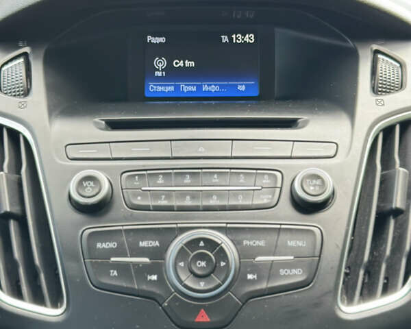 Синій Форд Фокус, об'ємом двигуна 1.5 л та пробігом 208 тис. км за 10100 $, фото 25 на Automoto.ua