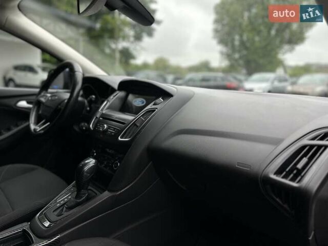 Синий Форд Фокус, объемом двигателя 1.5 л и пробегом 199 тыс. км за 11300 $, фото 22 на Automoto.ua