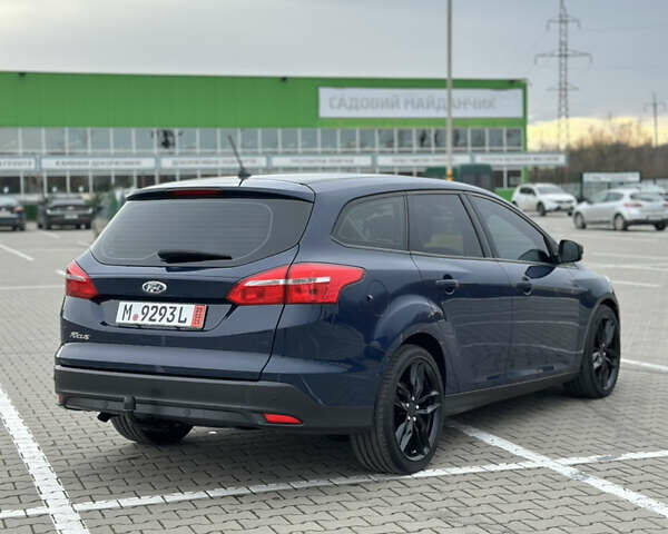 Синий Форд Фокус, объемом двигателя 1.5 л и пробегом 208 тыс. км за 10300 $, фото 4 на Automoto.ua