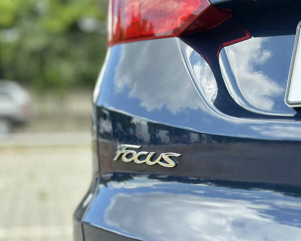 Синій Форд Фокус, об'ємом двигуна 1.5 л та пробігом 208 тис. км за 10100 $, фото 17 на Automoto.ua