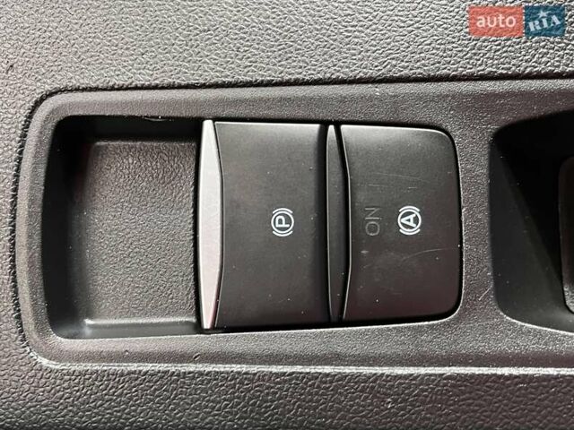 Синий Форд Фокус, объемом двигателя 1.5 л и пробегом 229 тыс. км за 12650 $, фото 22 на Automoto.ua