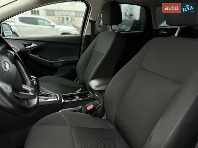 Синий Форд Фокус, объемом двигателя 1.5 л и пробегом 195 тыс. км за 10333 $, фото 11 на Automoto.ua