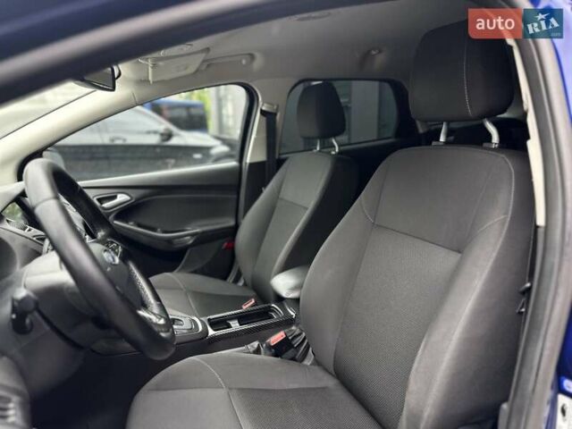 Синий Форд Фокус, объемом двигателя 1.5 л и пробегом 199 тыс. км за 11300 $, фото 20 на Automoto.ua