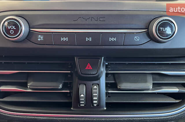 Синий Форд Фокус, объемом двигателя 1.5 л и пробегом 229 тыс. км за 12650 $, фото 17 на Automoto.ua