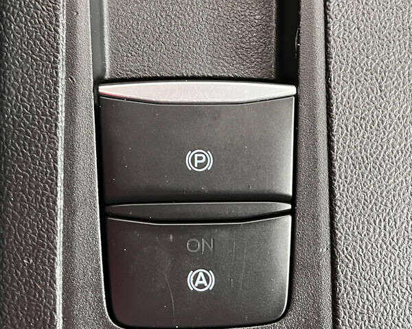 Синий Форд Фокус, объемом двигателя 1.5 л и пробегом 229 тыс. км за 12650 $, фото 25 на Automoto.ua