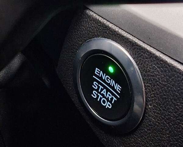 Синий Форд Фокус, объемом двигателя 1.5 л и пробегом 221 тыс. км за 14750 $, фото 19 на Automoto.ua