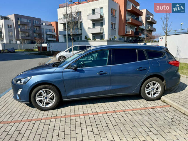 Синий Форд Фокус, объемом двигателя 1.5 л и пробегом 220 тыс. км за 14300 $, фото 2 на Automoto.ua
