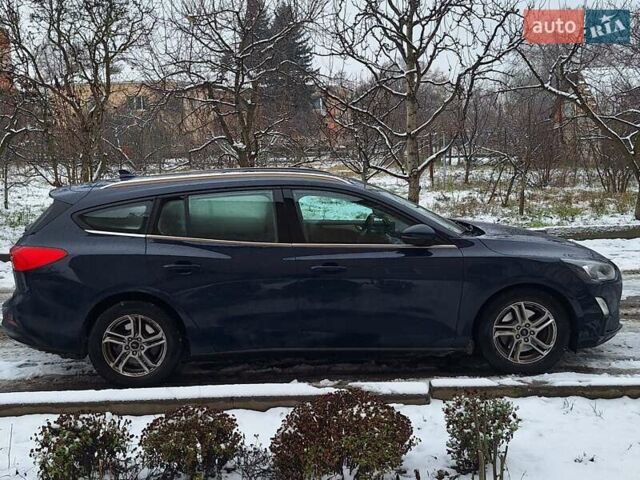 Синий Форд Фокус, объемом двигателя 1.5 л и пробегом 221 тыс. км за 14750 $, фото 4 на Automoto.ua
