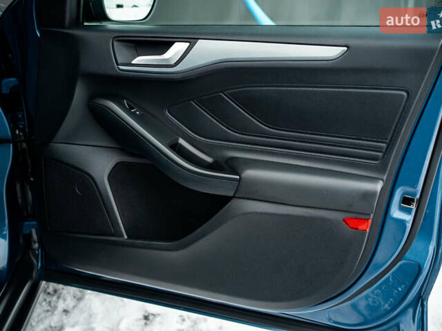 Синий Форд Фокус, объемом двигателя 1.5 л и пробегом 177 тыс. км за 15500 $, фото 64 на Automoto.ua