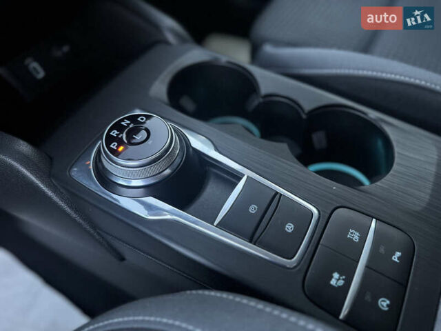 Синий Форд Фокус, объемом двигателя 1.5 л и пробегом 138 тыс. км за 14800 $, фото 64 на Automoto.ua