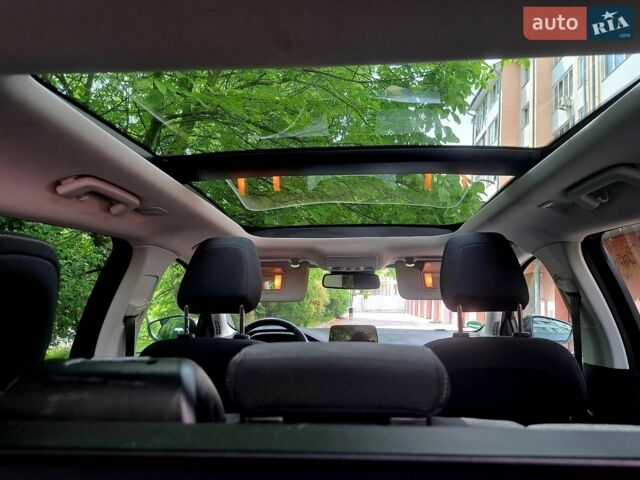 Синій Форд Фокус, об'ємом двигуна 2 л та пробігом 186 тис. км за 16400 $, фото 10 на Automoto.ua