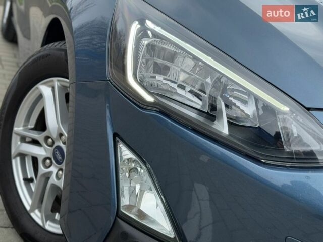 Синий Форд Фокус, объемом двигателя 1.6 л и пробегом 130 тыс. км за 14700 $, фото 7 на Automoto.ua