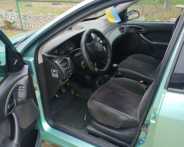 Зелений Форд Фокус, об'ємом двигуна 1.8 л та пробігом 360 тис. км за 2300 $, фото 4 на Automoto.ua