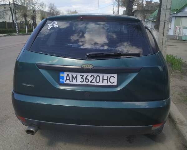 Зеленый Форд Фокус, объемом двигателя 1.4 л и пробегом 46 тыс. км за 3000 $, фото 11 на Automoto.ua