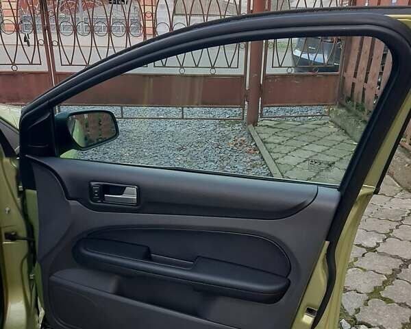 Зеленый Форд Фокус, объемом двигателя 1.6 л и пробегом 222 тыс. км за 4590 $, фото 19 на Automoto.ua