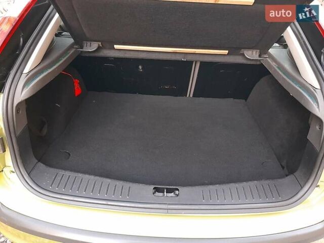 Зеленый Форд Фокус, объемом двигателя 1.6 л и пробегом 222 тыс. км за 4590 $, фото 30 на Automoto.ua