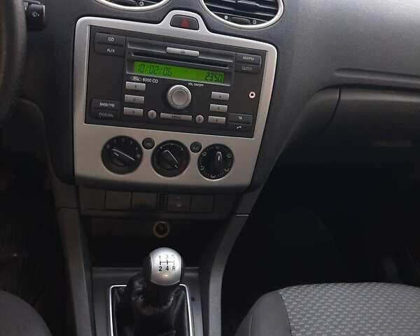 Зеленый Форд Фокус, объемом двигателя 1.6 л и пробегом 222 тыс. км за 4590 $, фото 25 на Automoto.ua