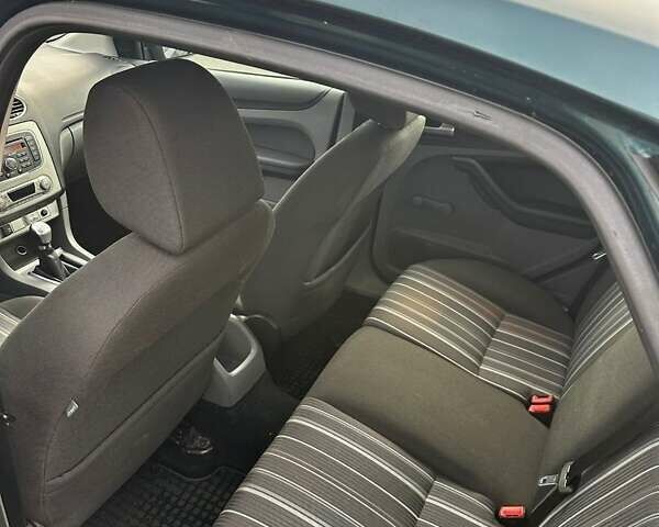 Зелений Форд Фокус, об'ємом двигуна 1.6 л та пробігом 200 тис. км за 4000 $, фото 6 на Automoto.ua