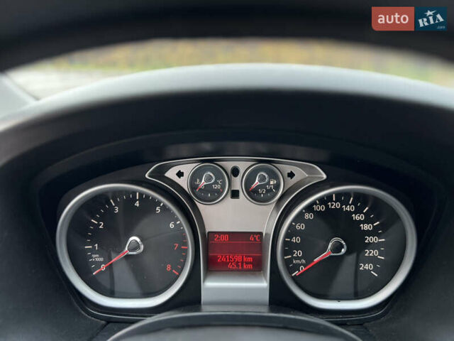Зелений Форд Фокус, об'ємом двигуна 1.6 л та пробігом 241 тис. км за 5000 $, фото 10 на Automoto.ua