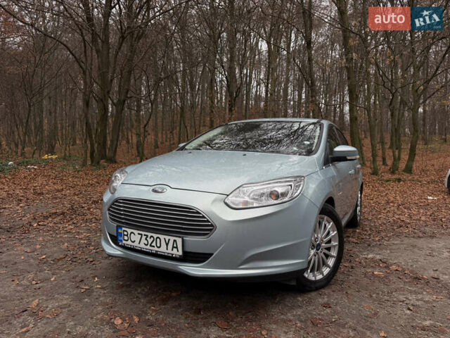 Зеленый Форд Фокус, объемом двигателя 0 л и пробегом 113 тыс. км за 8000 $, фото 2 на Automoto.ua