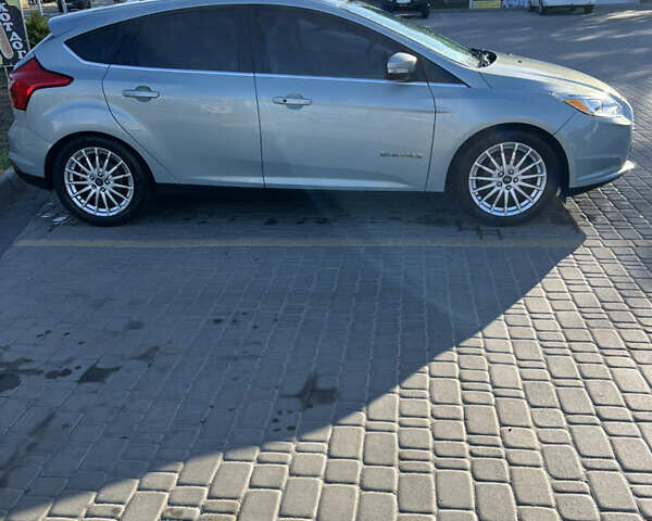 Зеленый Форд Фокус, объемом двигателя 0 л и пробегом 116 тыс. км за 7000 $, фото 3 на Automoto.ua