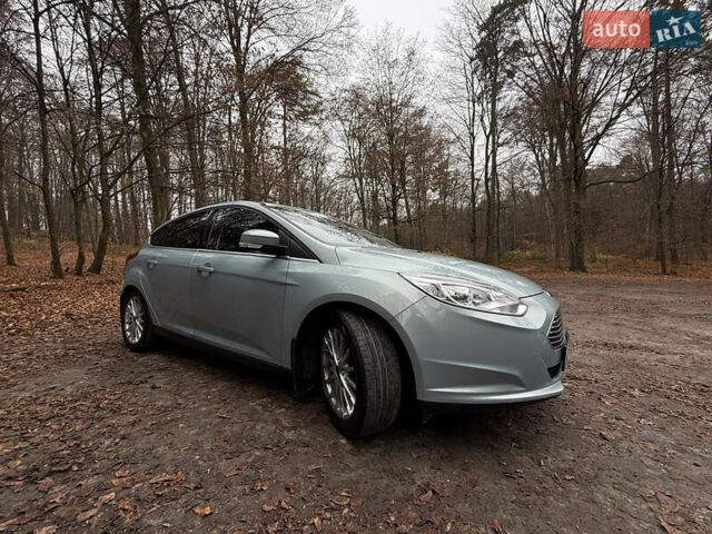 Зеленый Форд Фокус, объемом двигателя 0 л и пробегом 113 тыс. км за 8000 $, фото 4 на Automoto.ua