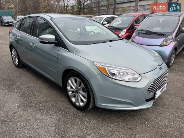 Зеленый Форд Фокус, объемом двигателя 0 л и пробегом 76 тыс. км за 6200 $, фото 2 на Automoto.ua