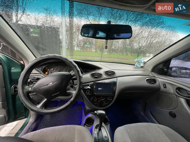 Зеленый Форд Фокус, объемом двигателя 2 л и пробегом 350 тыс. км за 2800 $, фото 9 на Automoto.ua