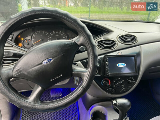 Зеленый Форд Фокус, объемом двигателя 2 л и пробегом 350 тыс. км за 2800 $, фото 10 на Automoto.ua