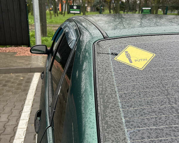 Зеленый Форд Фокус, объемом двигателя 2 л и пробегом 350 тыс. км за 2800 $, фото 17 на Automoto.ua