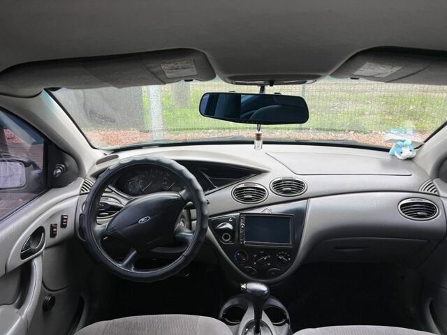 Зеленый Форд Фокус, объемом двигателя 2 л и пробегом 350 тыс. км за 2800 $, фото 4 на Automoto.ua