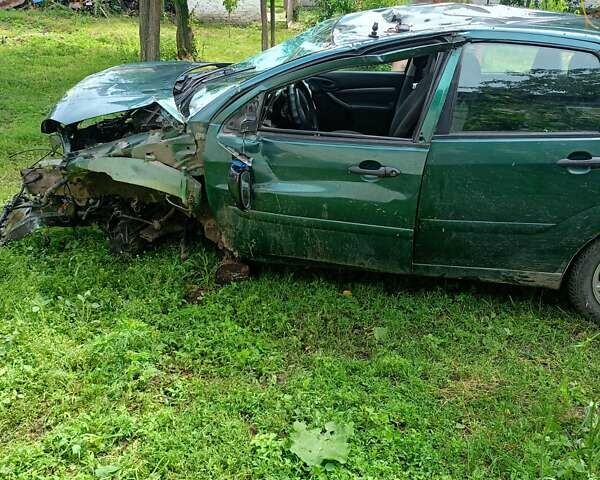 Зеленый Форд Фокус, объемом двигателя 1.8 л и пробегом 200 тыс. км за 500 $, фото 8 на Automoto.ua