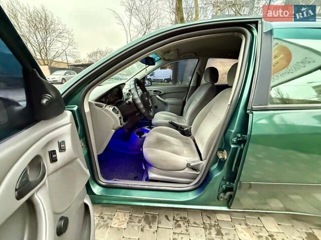 Зеленый Форд Фокус, объемом двигателя 2 л и пробегом 350 тыс. км за 2999 $, фото 31 на Automoto.ua