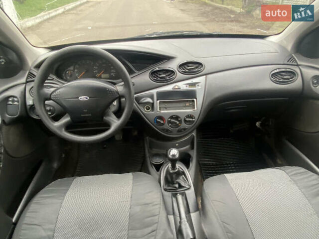 Зелений Форд Фокус, об'ємом двигуна 1.6 л та пробігом 180 тис. км за 1800 $, фото 8 на Automoto.ua
