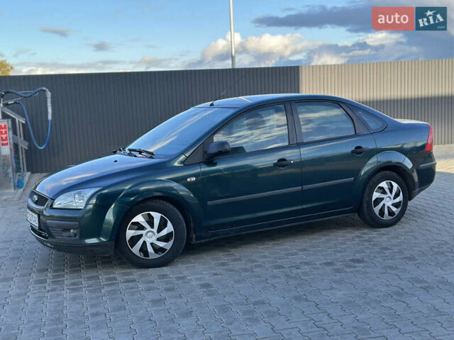 Зеленый Форд Фокус, объемом двигателя 1.6 л и пробегом 351 тыс. км за 2599 $, фото 1 на Automoto.ua