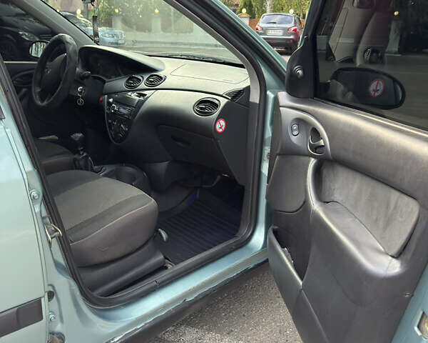 Зеленый Форд Фокус, объемом двигателя 1.8 л и пробегом 300 тыс. км за 2600 $, фото 7 на Automoto.ua